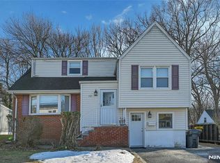 110 Somers Ave, Bergenfield, NJ 07621