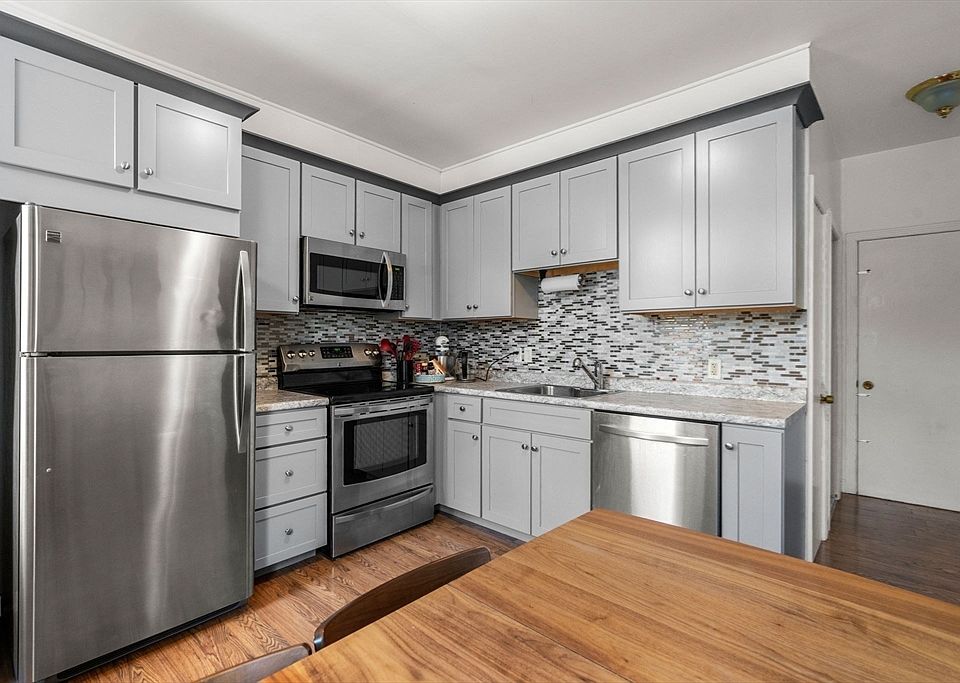 1st image of 38 Winchester St APT 4