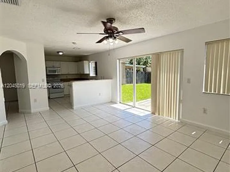 21339 SW 87th Ct #21339 — Photo 27