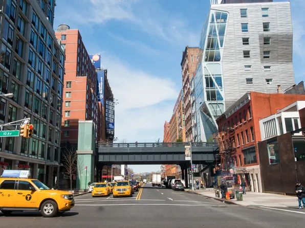 261 West 22nd Street image 9 of 17