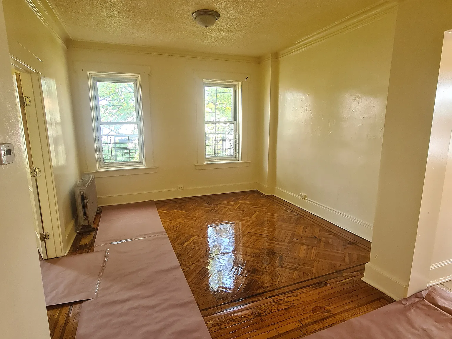 526 S 15th St — Photo 2