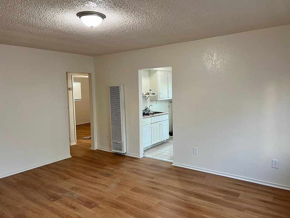 1st image of 12241 Cheshire St APT 4