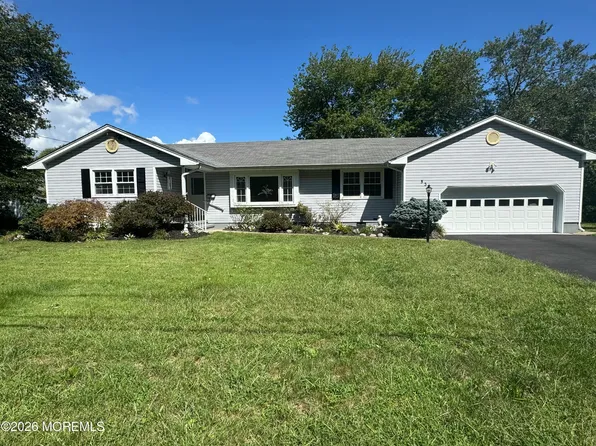 538 Robinhood Rd, Brick, NJ 08724