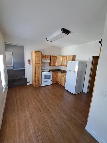 610 W Cedar St #4 Photo 1