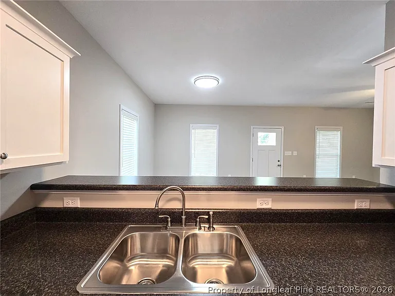 2123 Burnett Ave — Photo 20