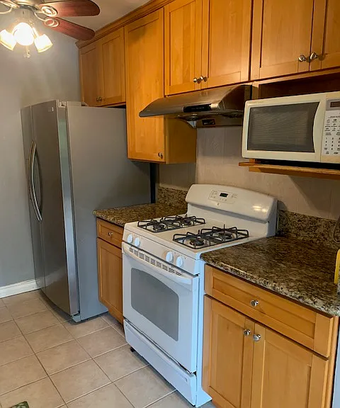 kitchen right side