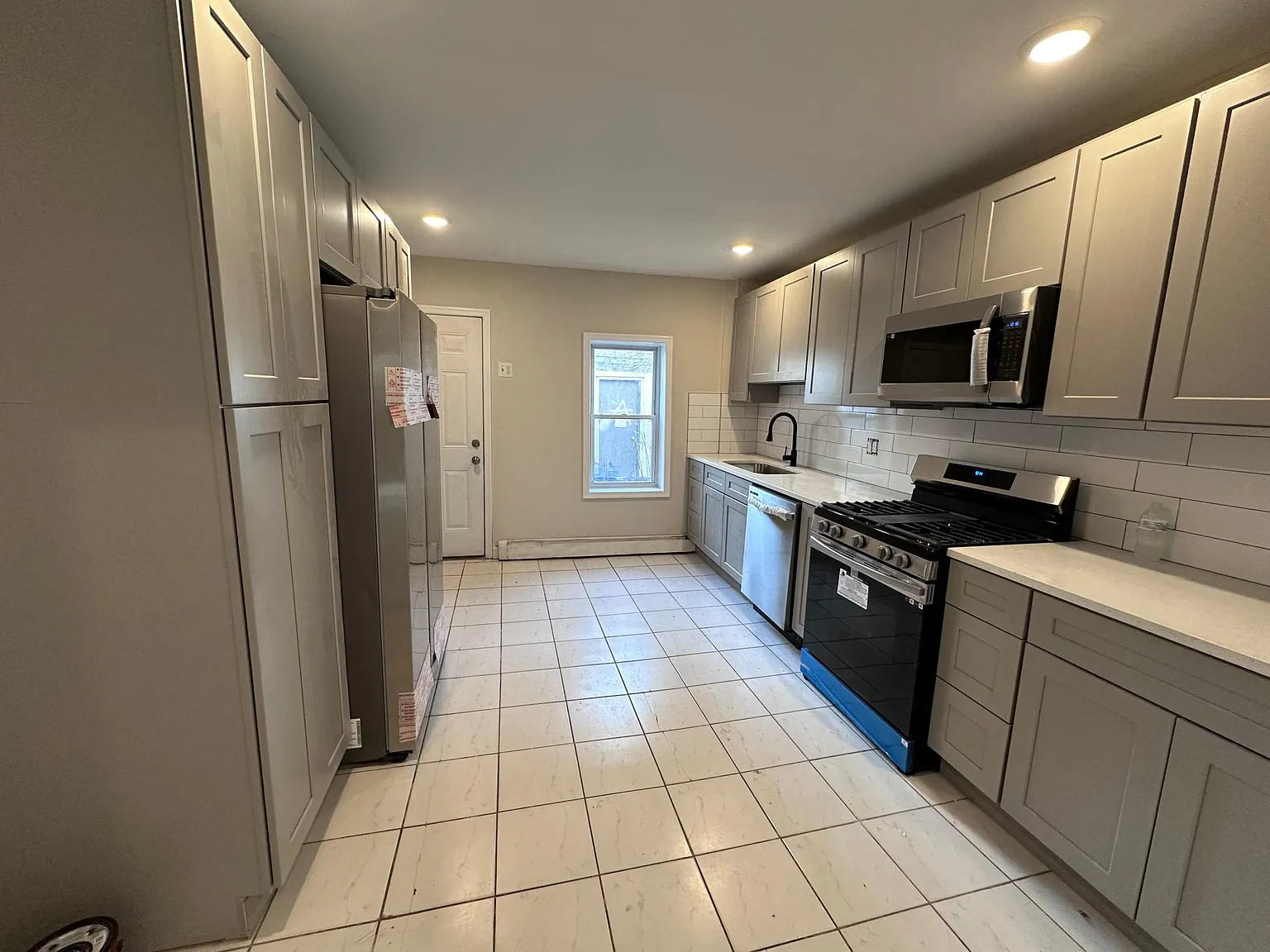 1720 Reed Street — Photo 1