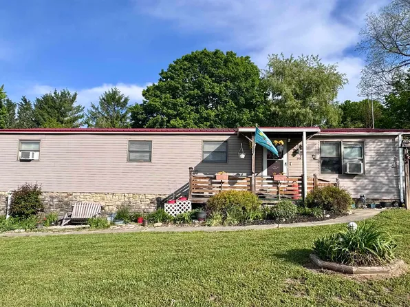 344 Lafayette St, Laurel, IN 47024