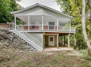 470 Askin Ln, Baxter, TN 38544
