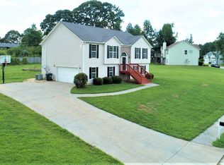 1211 Paiute Ct, Dacula, GA 30019
