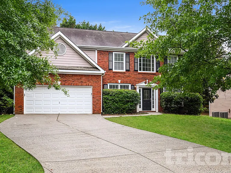 403 Park Creek Trce — Photo 1