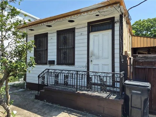 819 9th St, New Orleans, LA 70115