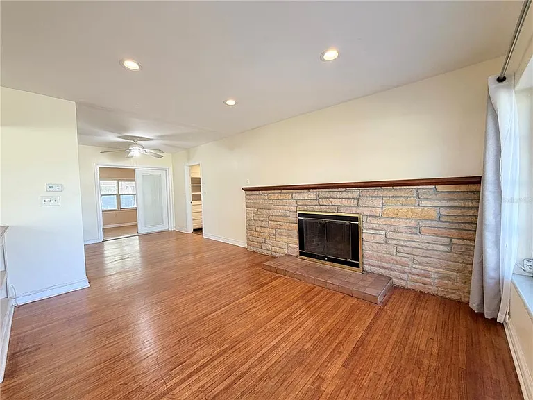 309 Kerry Dr — Photo 12