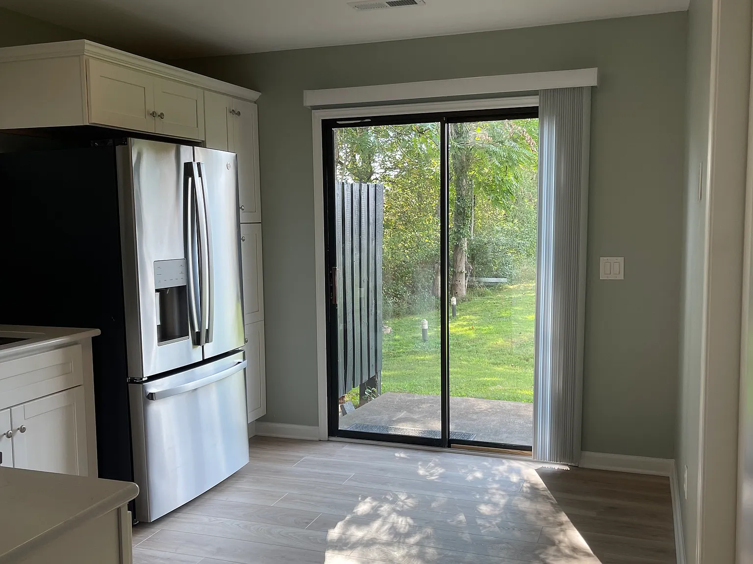 2 bed, 832 sqft, $1,300 — Photo 4