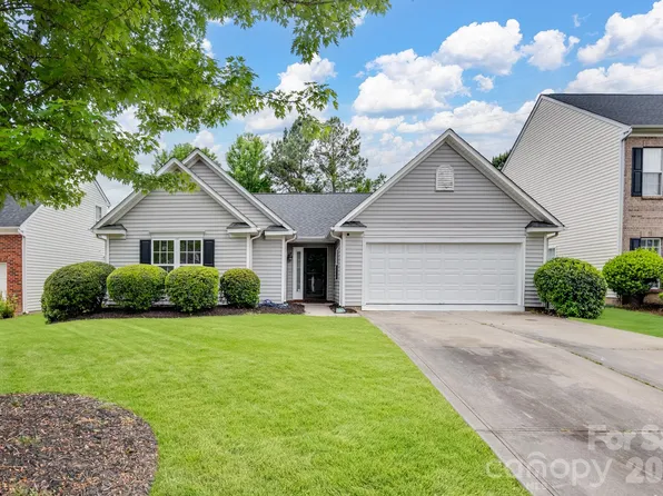 5123 Sunburst Ln, Charlotte, NC 28213