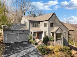 1051 McElroy Mountain Dr, Big Canoe, GA