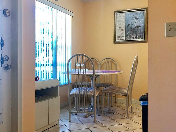 5th image of 5368 Privet Place #B