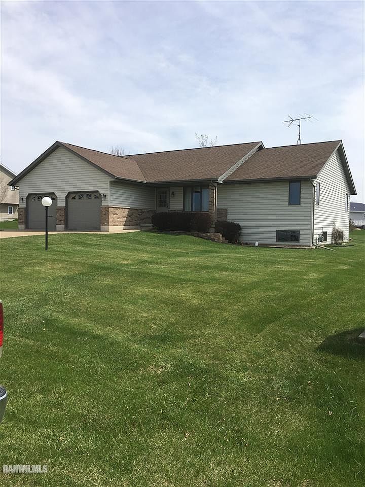 105 Tower Dr, Orangeville, IL 61060 Zillow