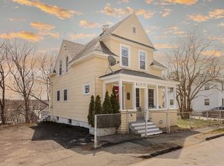 15 Loring St, Worcester, MA 01606