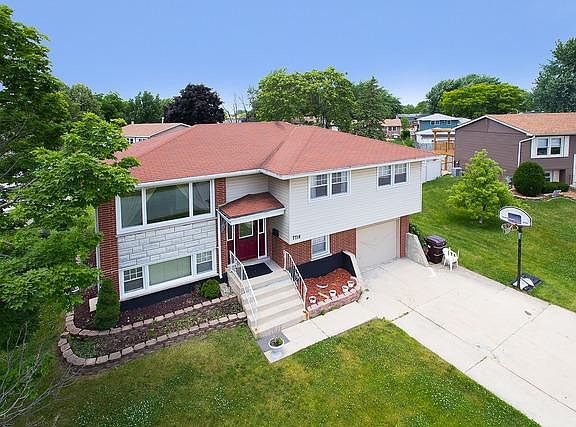 5th image of 7714 Nottingham Dr