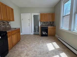 110 Eastern Pkwy #3R, Irvington, NJ 07111