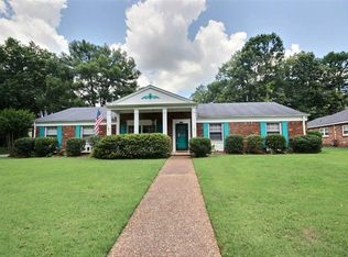 2412 Mackinnon Dr, Memphis, TN 38119