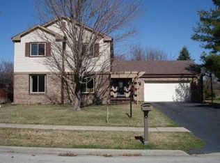 5824 Sandringham Ln, Rockford, IL 61107