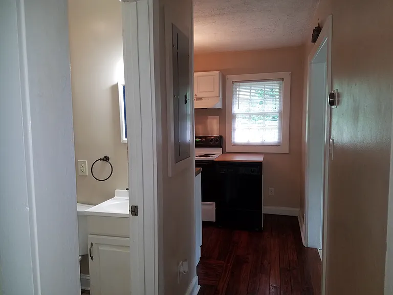 1354 E Forrest Ave #1 — Photo 22
