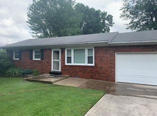 1634 Springboro Rd, Cookeville, TN 38506