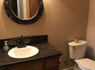 2812 Snyder Ave, Modesto, CA 95356