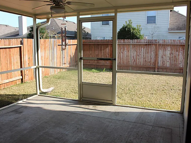 8331 Loetsch Ridge Way — Photo 17
