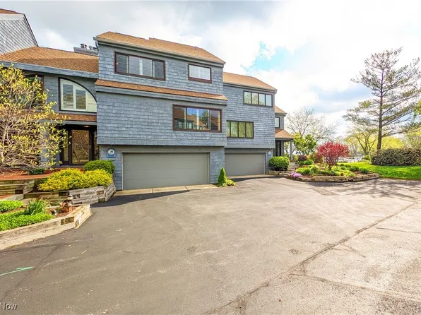 532 Mariner Vlg, Huron, OH 44839