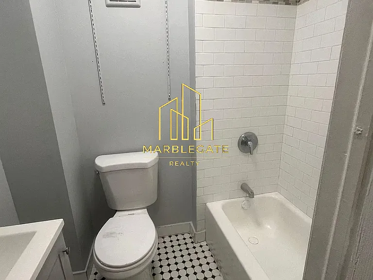 257 Sherman Ave #1AB — Photo 4