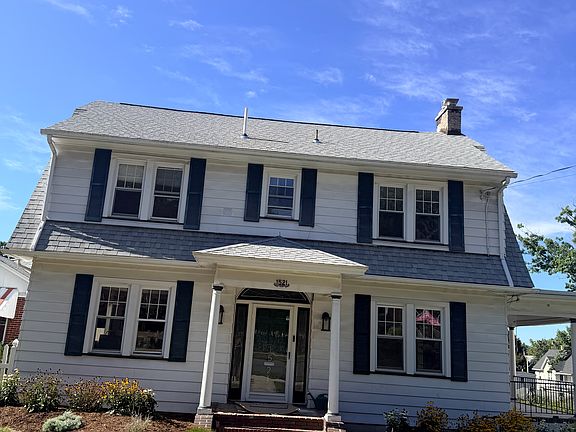 5th image of 1521 Monroe Ave