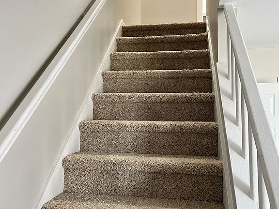 5th image of 3104 Summit Ave APT G