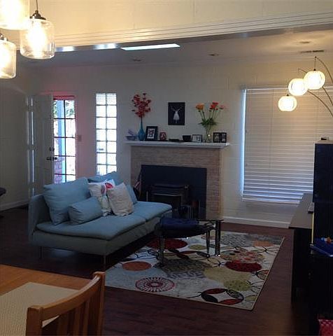 2nd image of 1027 Sylvan Dr