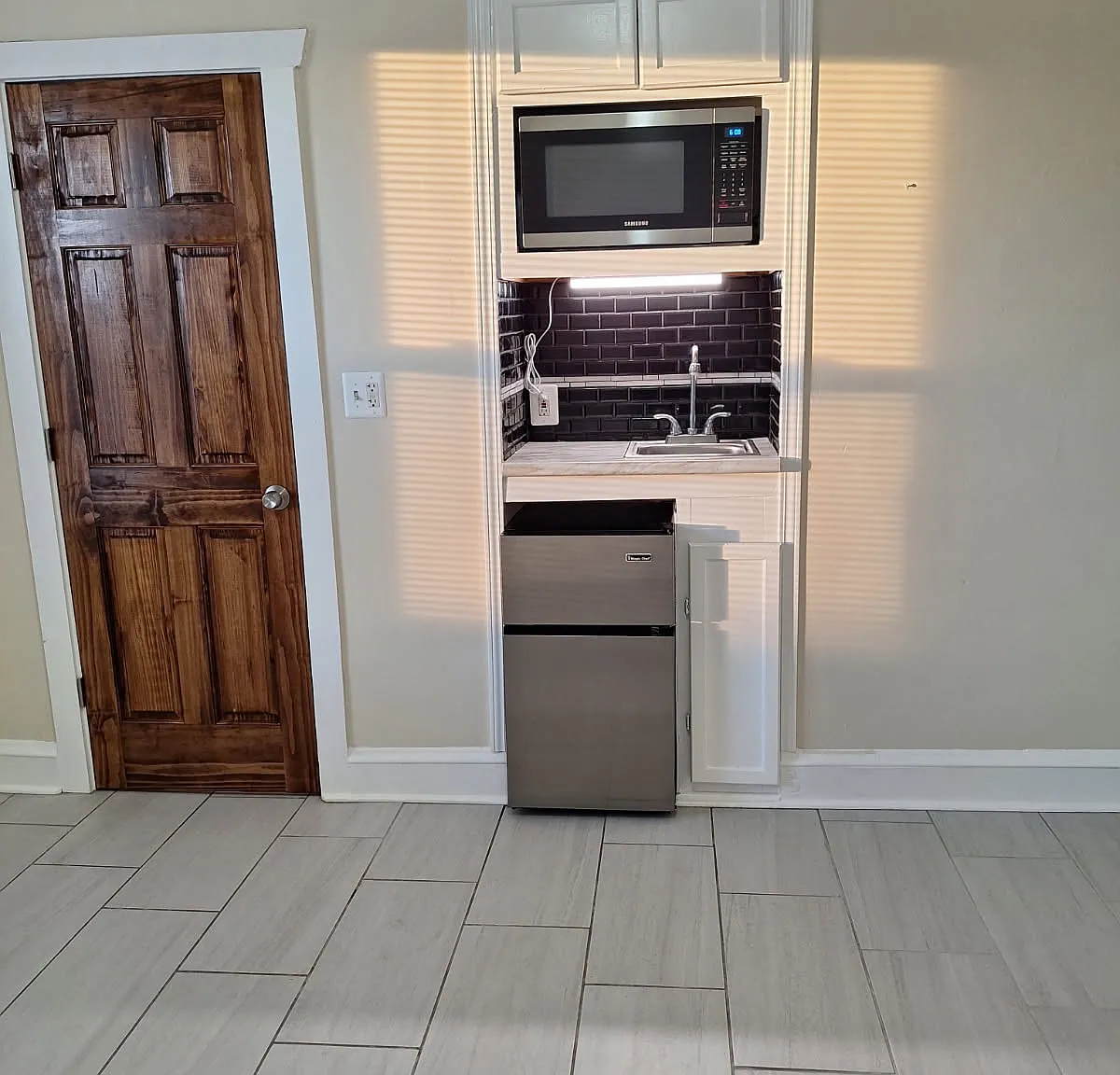 2710 W. Jackson Boulevard — Photo 2