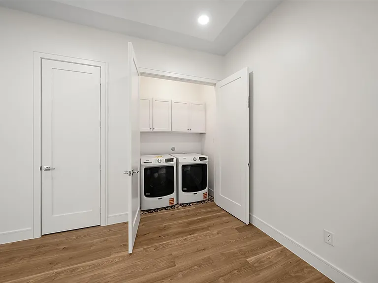 1839 Colquitt St — Photo 18