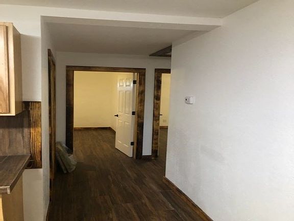 5th image of 530 Ferry Dr