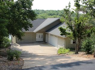 5728 Parkview Ct, Osage Beach, MO 65065