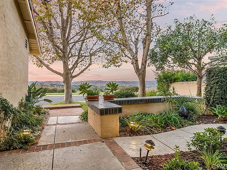 24446 Park Granada — Photo 8