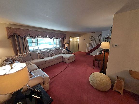3rd image of 3422 Milburn Ave