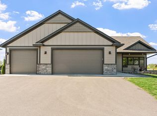 1302 Windrush Rd, Buffalo, MN 55313