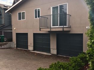 2427 NW 63rd St #2, Seattle, WA 98107
