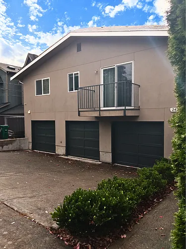 Ballard Apartments Photo 1
