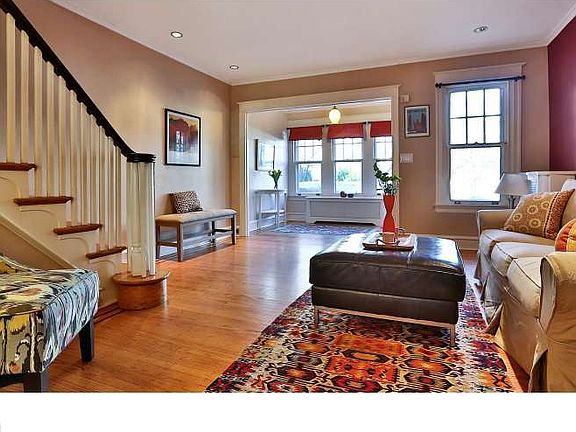 5th image of 142 W Highland Ave