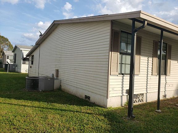 3rd image of 120 Bimini Cay