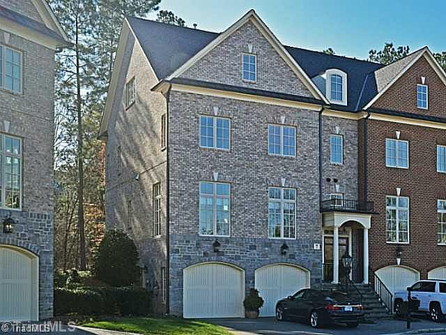1st image of 7 Old Saybrook Dr