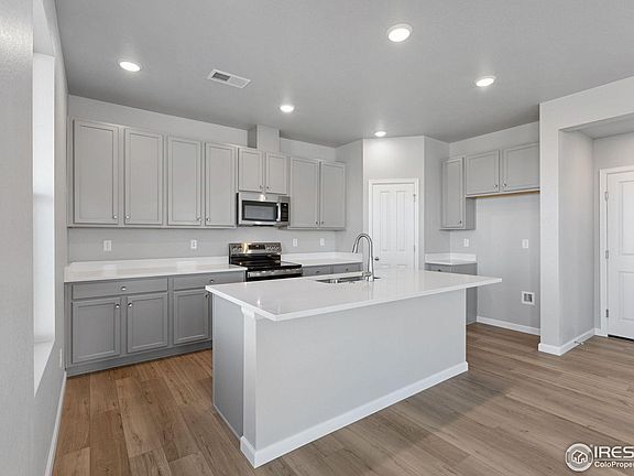 7th image of this home