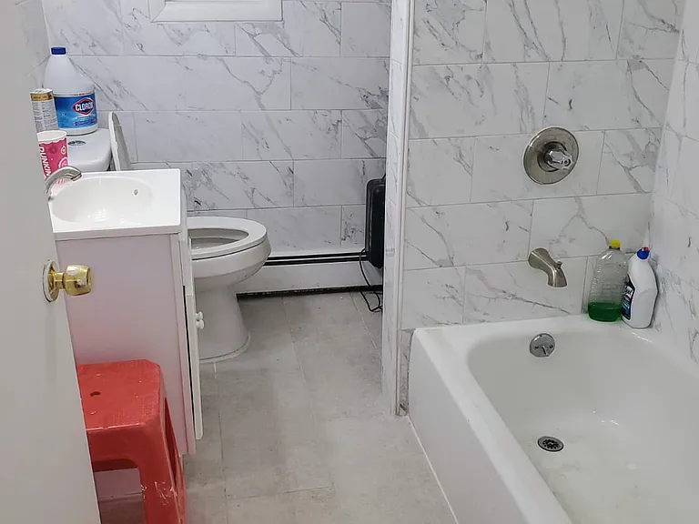 85 Logan Ave #2 — Photo 8